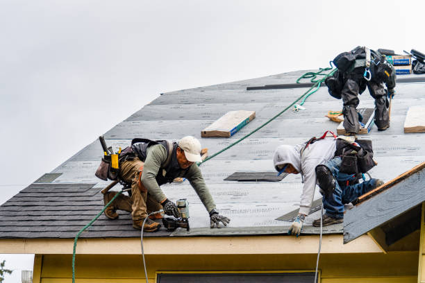 Professional Gutter Installation technician working in Beaumont, VA